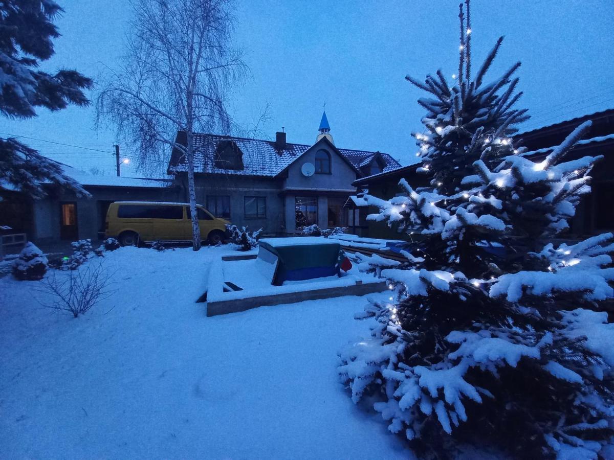Ferienwohnung Valentyna Sapezhanka Exterior foto