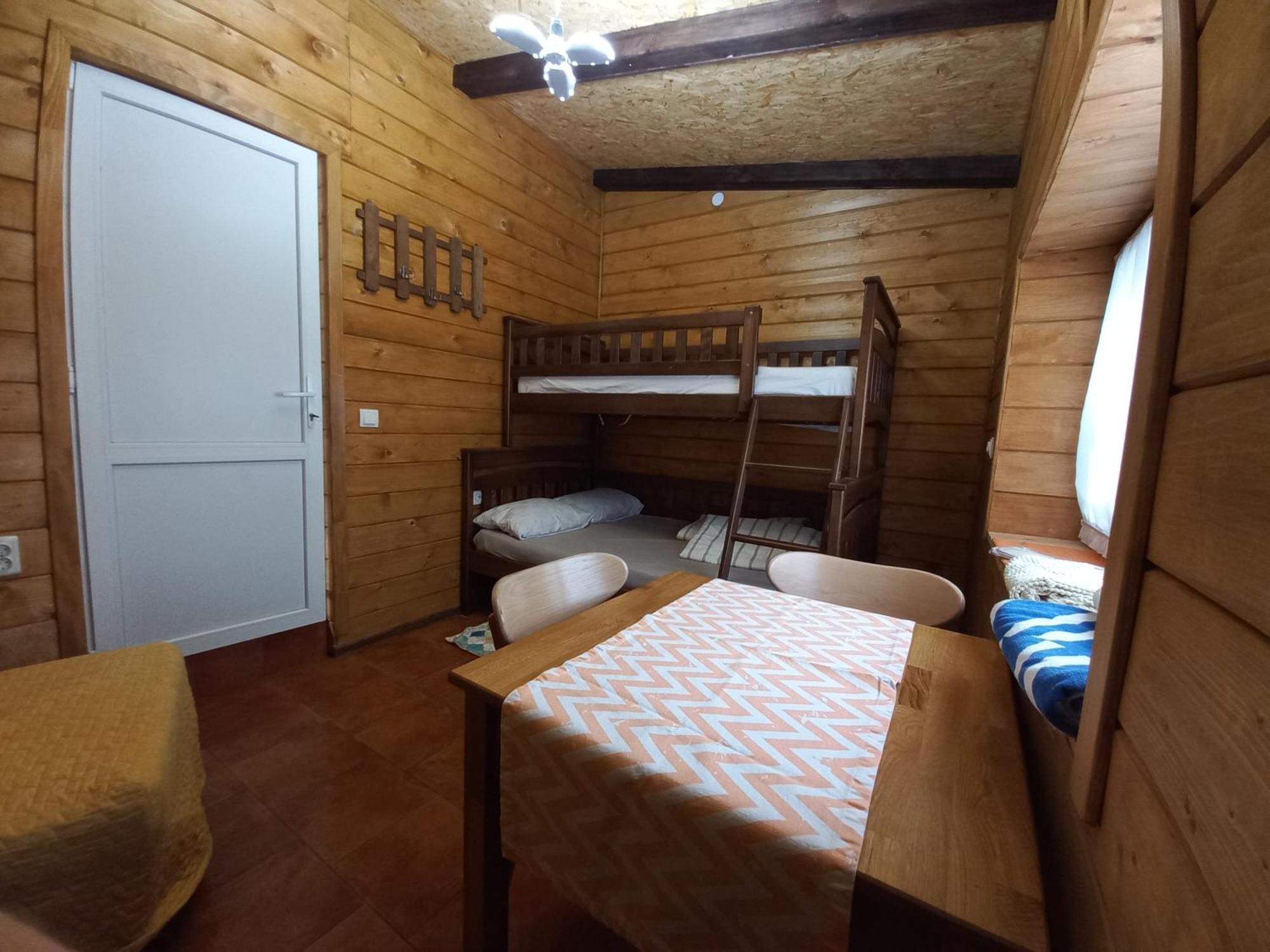Ferienwohnung Valentyna Sapezhanka Zimmer foto